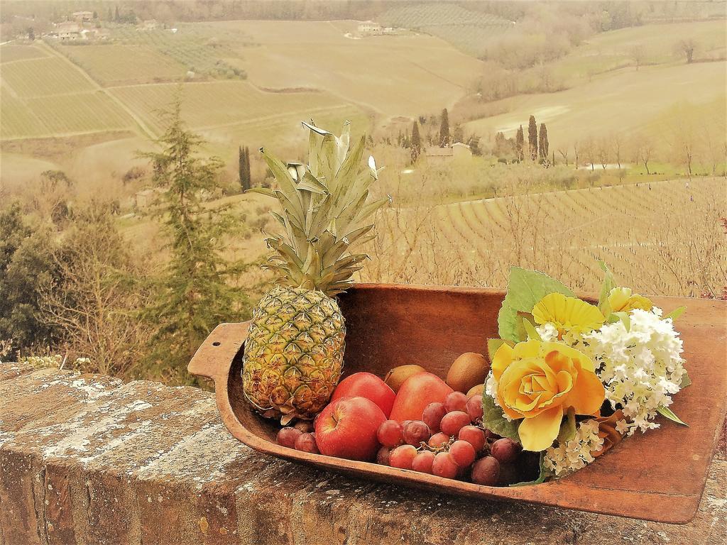 Agriturismo Raggio Di Sole Villa Montepulciano Exterior photo